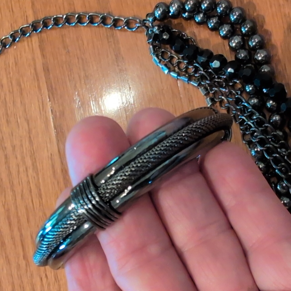 Necklace and bracelet